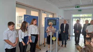 Természetfotó kiállítás nyílt a hevesi Szent Gellért Katolikus Általános Iskolában (fotókkal)