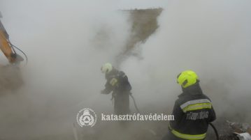 Erdőtelek és Kál között mentettek a hétvégén a hevesi tűzoltók