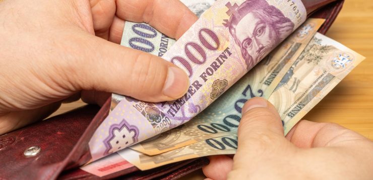 Januártól igényelhető a fiatalok munkáshitele