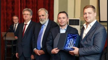 Innovációs díjat vehetett át a Hevesgép Kft.