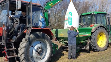 Tavaszi munkálatok az EJROK tangazdaságában (fotókkal)