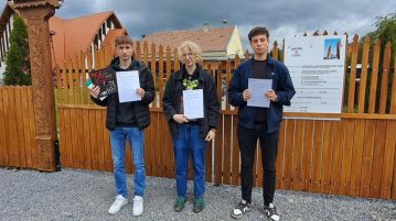 Anyanyelvi vetélkedőn vettek részt az EJROK-os diákok
