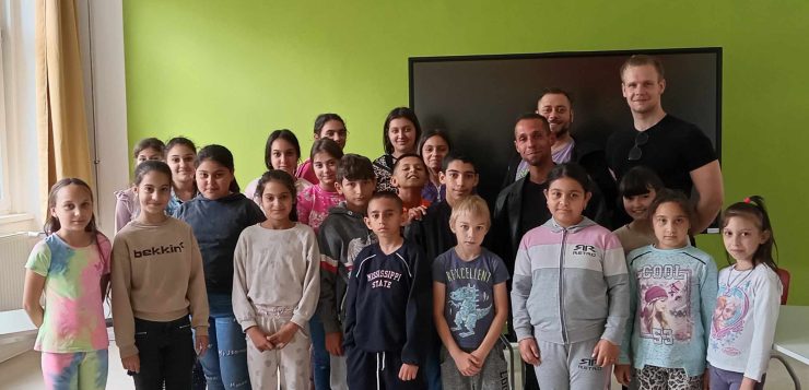 A Romungro Gipsy Band látogatott el a Hevesi József Tagiskolába