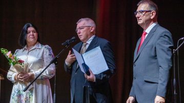 Díszpolgári cím és kitüntető díjak Szent István ünnepén – FOTÓKKAL