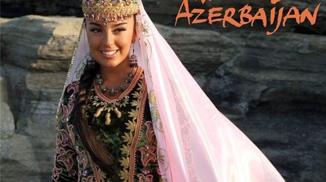 Mesterségek Ünnepe – A népi ékszer és viselet lesz fókuszban az idén, díszvendég Azerbajdzsán