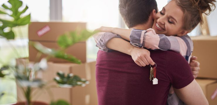 Országosan csökkentek az otthon startos lakások árai