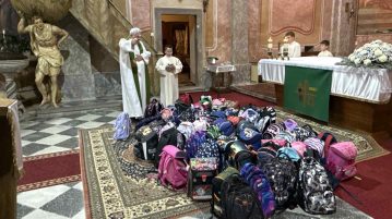Ünnepi szentmise keretében áldották meg a Szent Gellért diákjainak iskolatáskáit