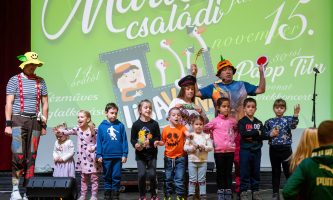 Mesés hangulatban telt a Márton-napi családi játszóház Hevesen – fotóalbummal