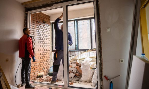 Itt a vége: minden megyében megszűnik az 5+5 millió forintos otthonfelújítási program