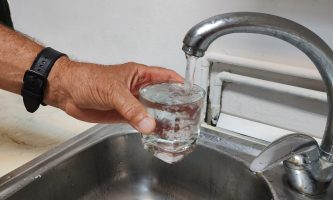 Emelkednek a víz- és csatornadíjak Magyarországon