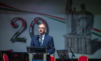 „Aki előre akar jutni, annak először vissza kell tekintenie a múltba” – Szent István örökségéről szólt az ünnepi beszéd